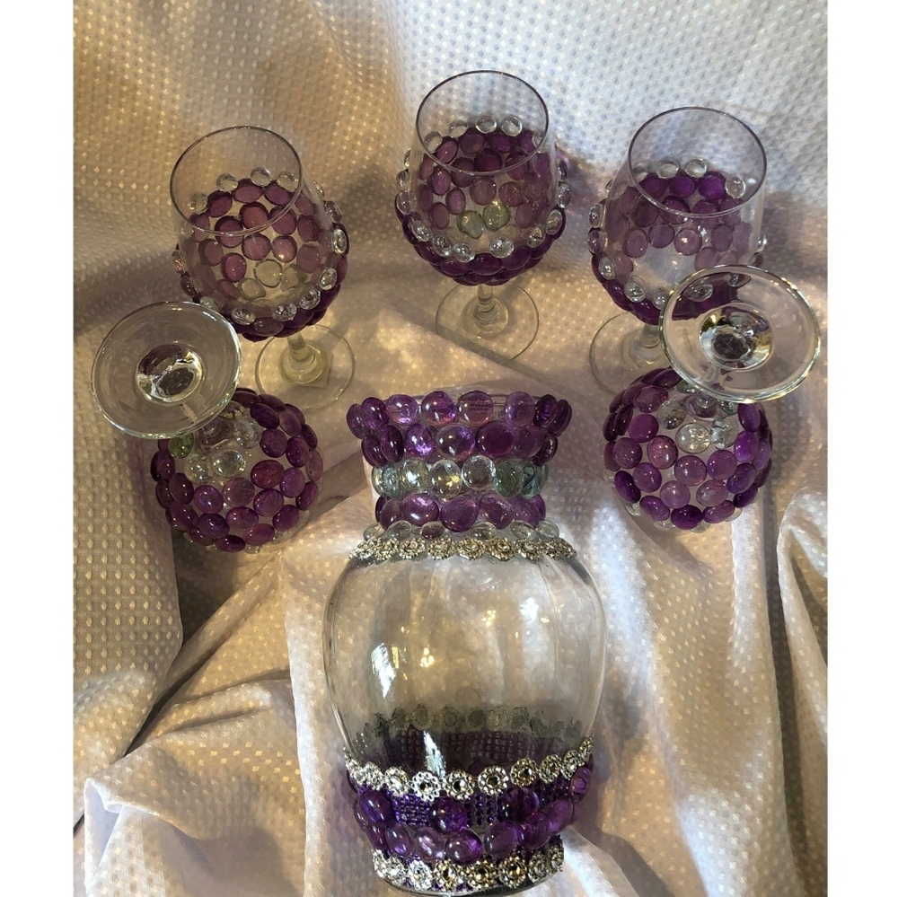 Vase with Water Glasses in Purple